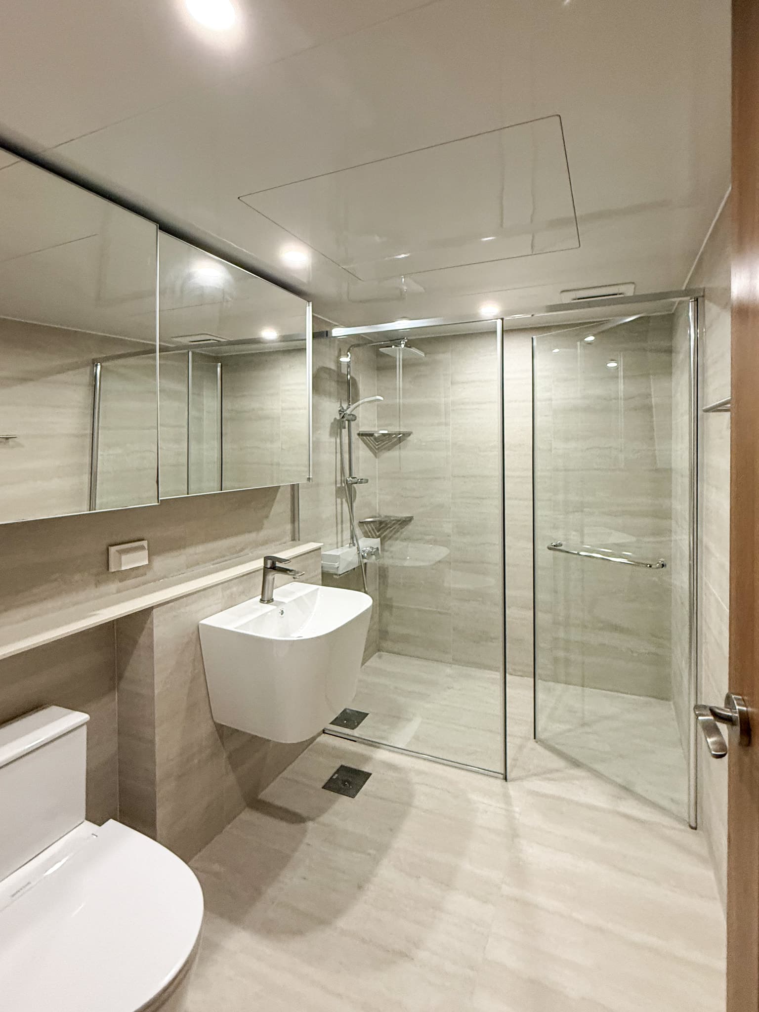 Tens Hill Apartment 6